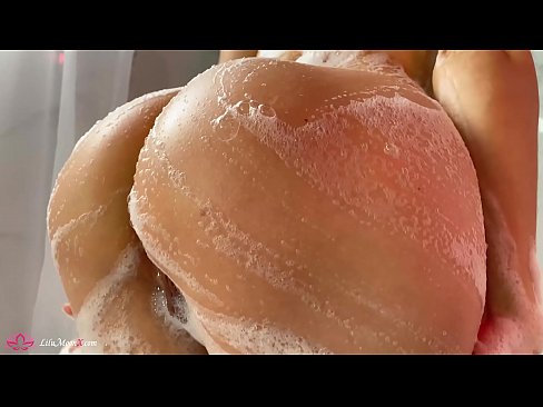 ❤️ Bruneta masturbuje kundu vibrátorem až k intenzivnímu orgasmu ve sprše ❤️ Jen porno u cs.pornmega.ru